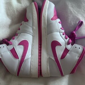 Jordan Women's White and Pink Platform Sneakers